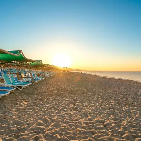 Sun Heaven Family & 酒店